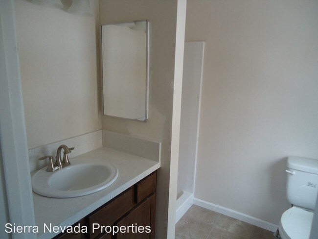 Foto del edificio - 720 Mt Rose St