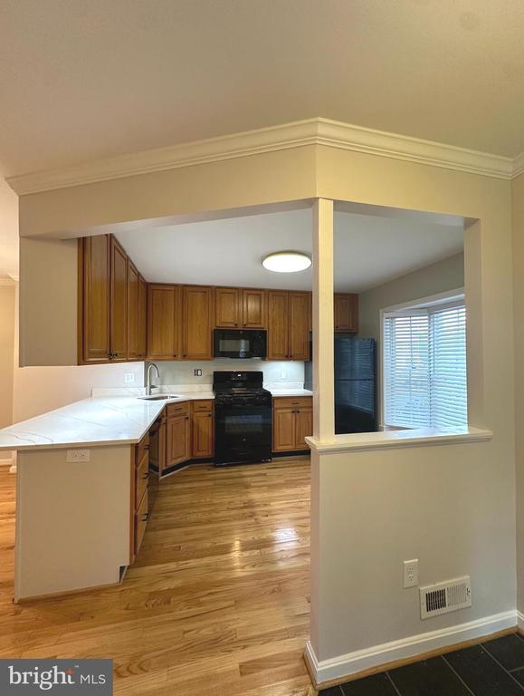 Foto del edificio - 2120 N Tazewell Ct