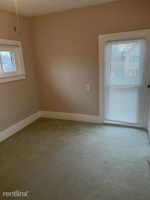 Building Photo - 2 br, 2 bath Duplex - 74 S Union St