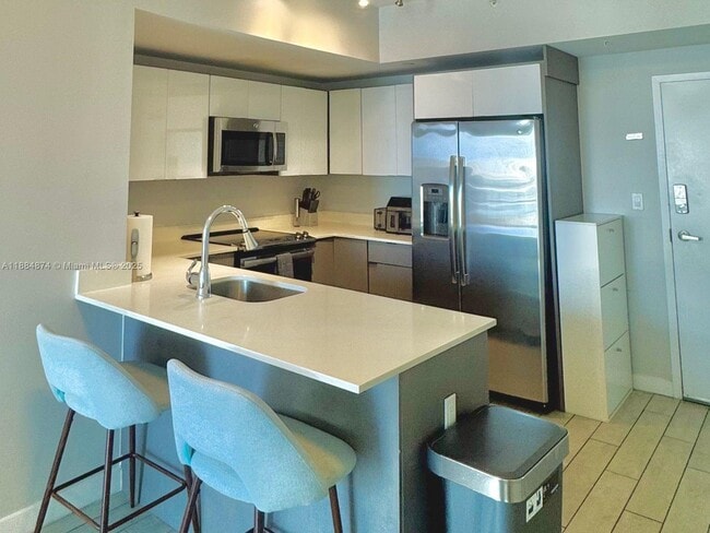 Foto del edificio - 321 NE 26th St