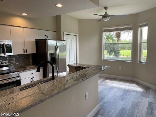 Building Photo - 3780 Sawgrass Way