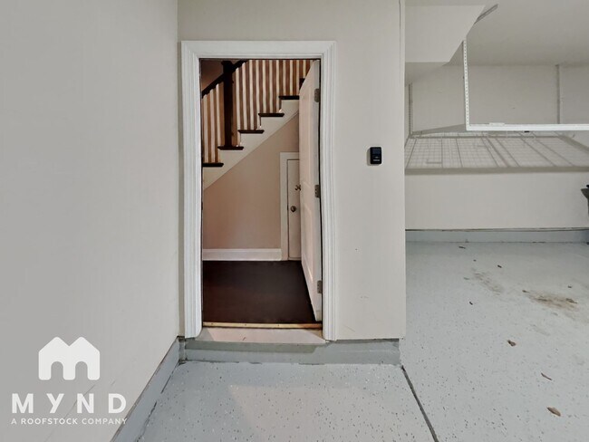 Foto del edificio - 3322 Bending Birch Pl