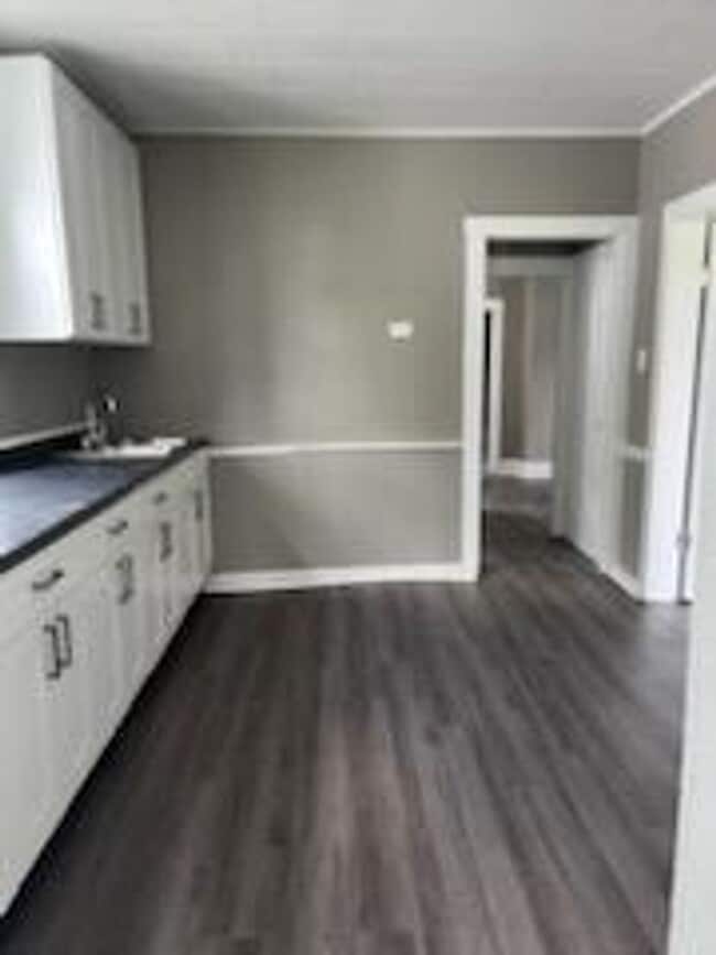 Foto del edificio - 2 bedroom 1 bath