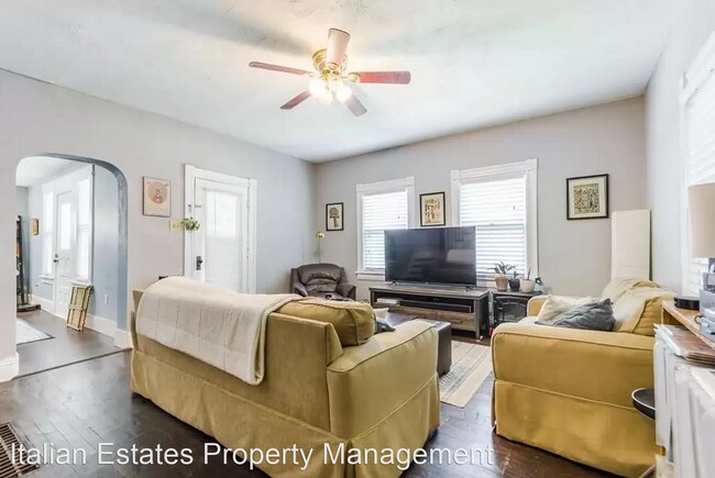 Building Photo - 4 br, 2 bath House - 1019 Houston St.