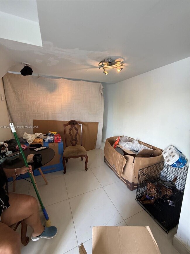 Foto del edificio - 603 SW 11th Ave