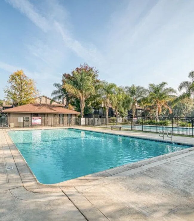 Building Photo - Ranchwood Condominiums