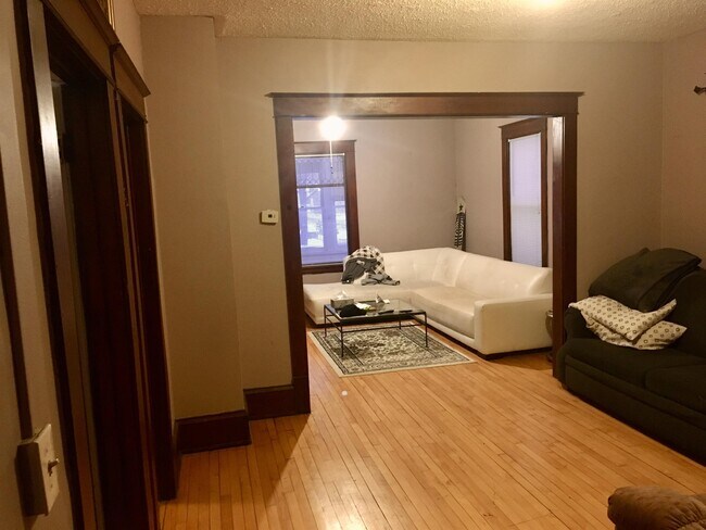 Foto del edificio - 2019 3rd Ave N