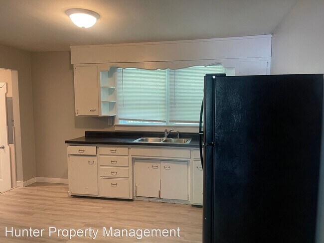 Foto del edificio - 3 br, 1 bath House - 1417 E Lindberg St