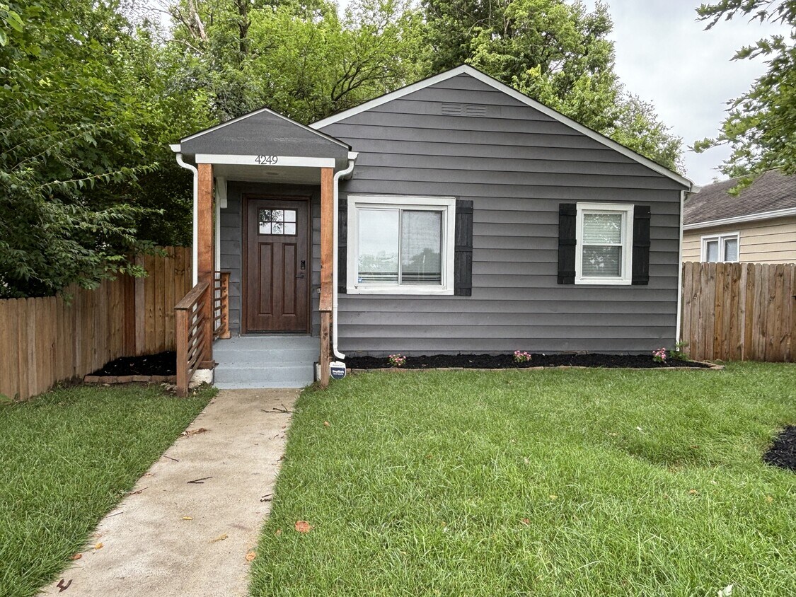 Foto principal - 4249 Ralston Ave