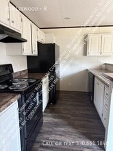 Building Photo - 209 Leewood Dr