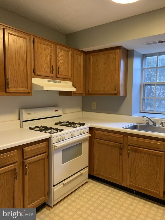 Foto principal - 11914 Tarragon Rd