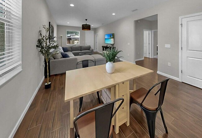 Foto del edificio - 3114 E 21st Ave