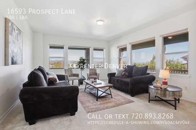 Building Photo - Luxurious 5-Bedroom Home with Finished Bas...