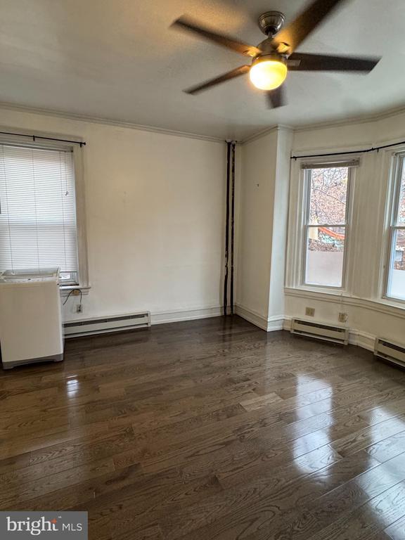 Building Photo - 251 S Melville St