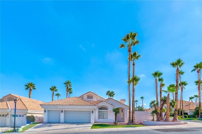 Foto del edificio - 8129 Pacific Cove Dr