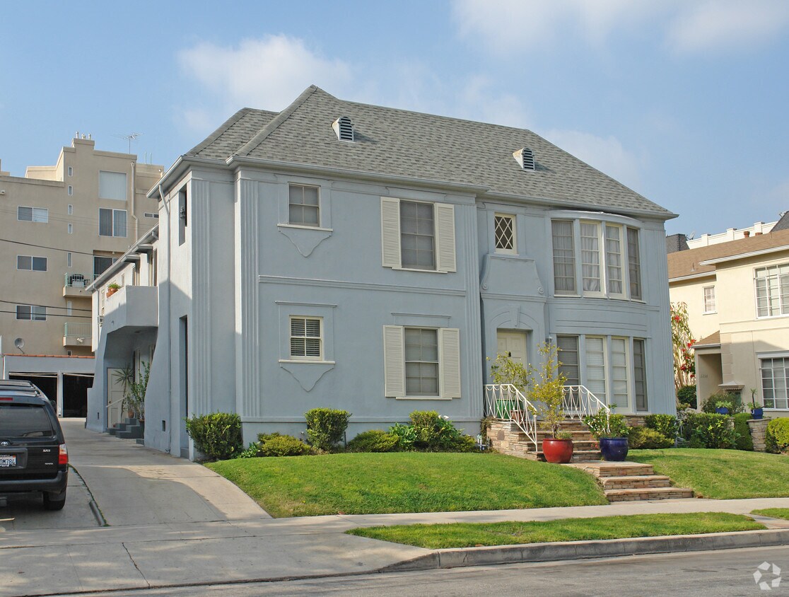 Foto del edificio - 631 S Ridgeley Dr