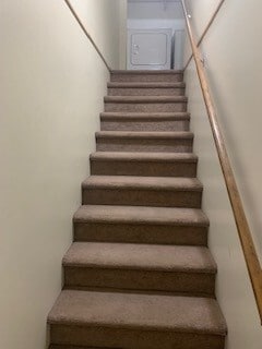 Photo du bâtiment - 8328-8392 92 Ave