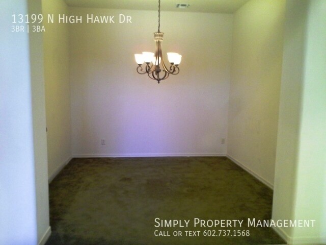 Foto del edificio - LARGE 3 bedroom 3 bathroom in Heritage Hig...