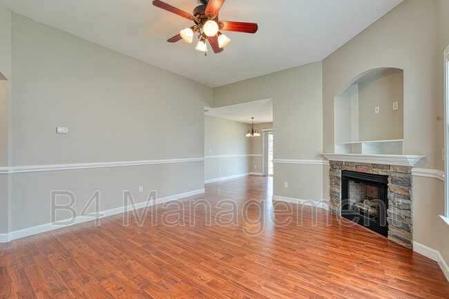 Building Photo - 379 Edgemont Ave