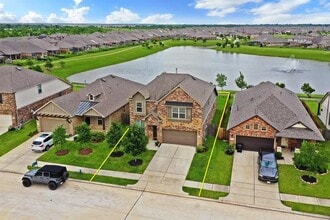 Building Photo - 5334 Silver Ledge Dr