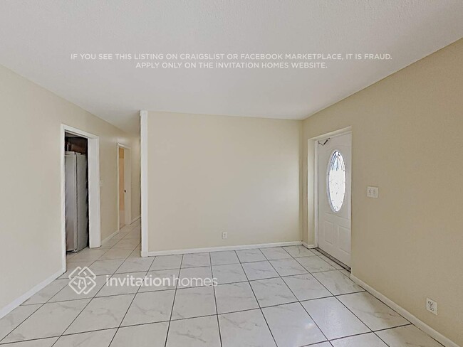 Building Photo - 7805 NW 40th St