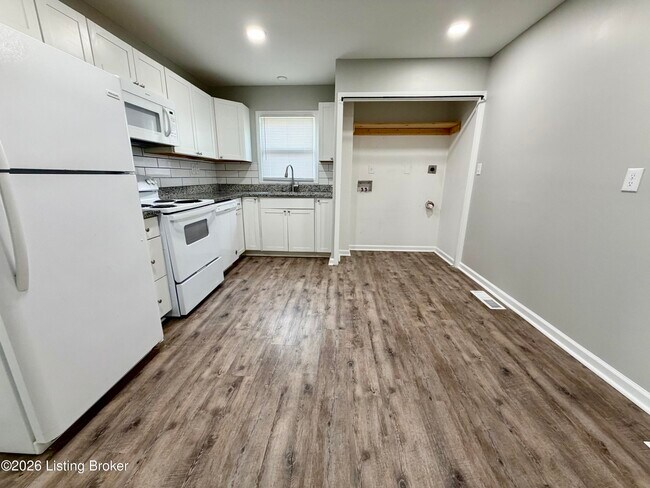 Building Photo - 1529 Stonewall Way