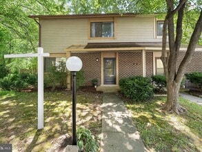 10673 Spring Oak Ct