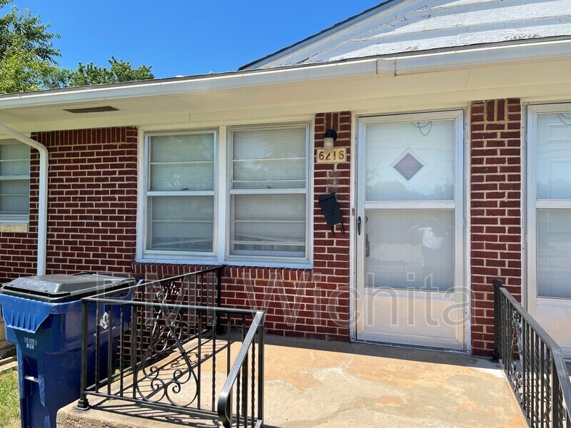 6216 E Lincoln St, Wichita, KS 67218 Condo for Rent in Wichita, KS