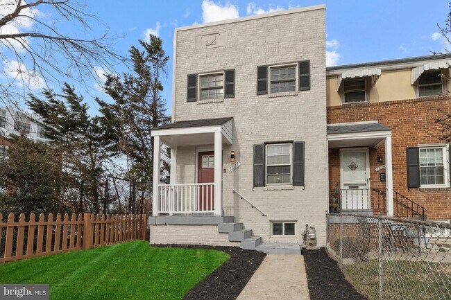 Foto del edificio - 1011 Bashford Ln