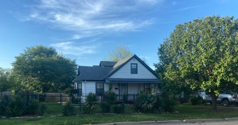 Foto principal - 1515 NW Arlington Ave