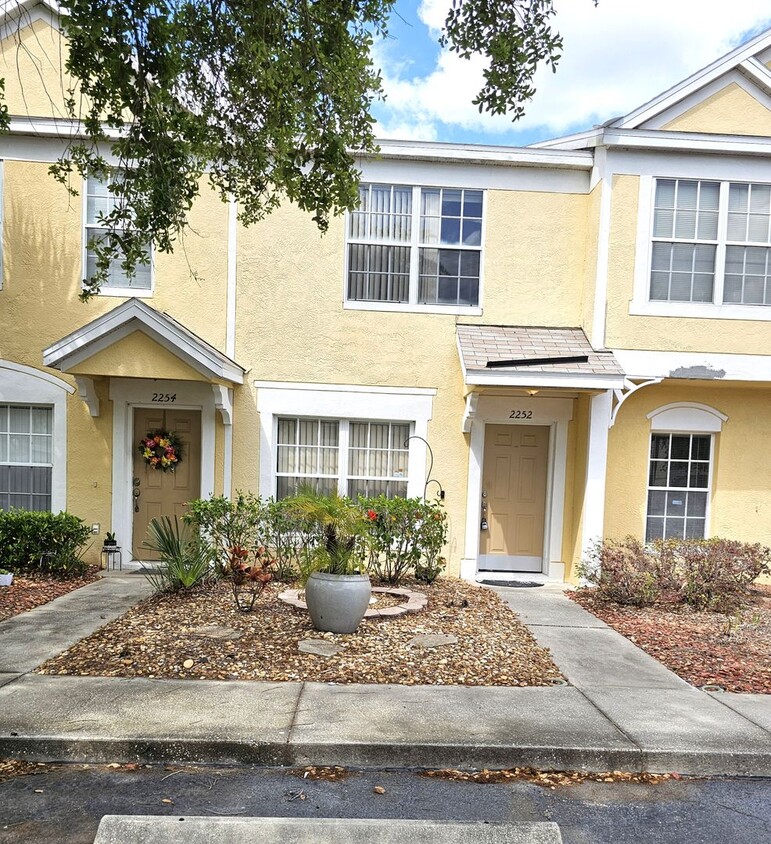 Primary Photo - Regency Key Townhouse