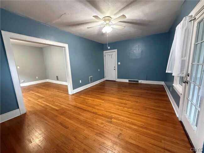 Foto del edificio - 526 Boyden St