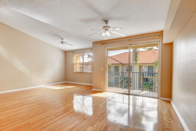 Building Photo - 1805 N Flagler Dr