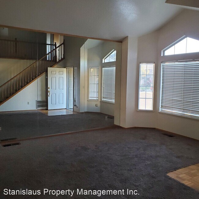 Foto del edificio - 5 br, 3 bath House - 2600 Alexia Way