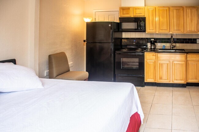 Foto del edificio - 1165 Cabana Rd