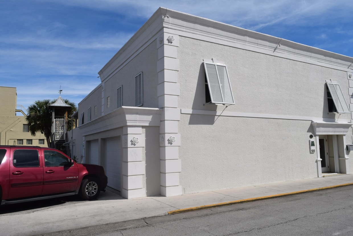 108 N Depot Drive Fort Pierce Fl 34950 - 108 N Depot Drive  Fort Pierce Fl 34950