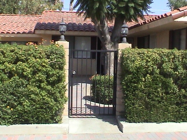 Foto del edificio - 44600-44620 San Rafael Ave