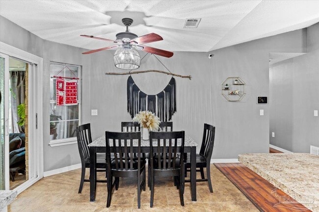 Foto del edificio - 2625 Tupelo Ave