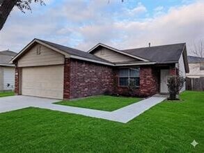 Building Photo - 9223 Grove Haven Dr