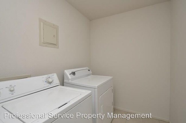 Foto del edificio - 3 br, 1 bath House - 501 N Main Street