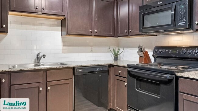 Building Photo - 130 Camino De Oro