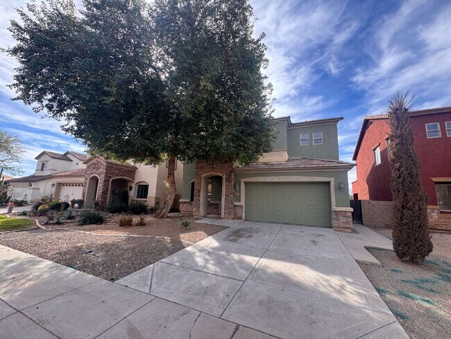 Foto del edificio - 821 W Saguaro Ln