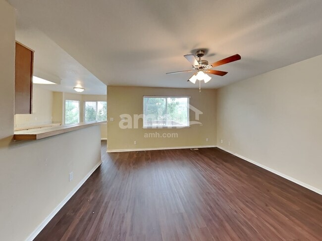 Foto del edificio - 651 Branding Iron Ln