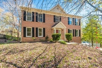 Building Photo - 420 Shelbyville Rd