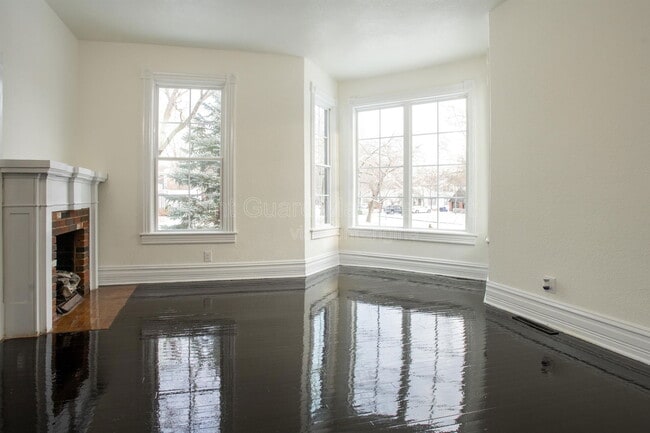 Building Photo - 169 S Belmont St