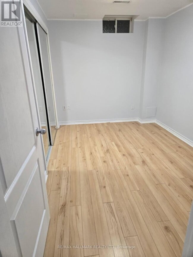 Building Photo - 2 Lady Loretta Ln