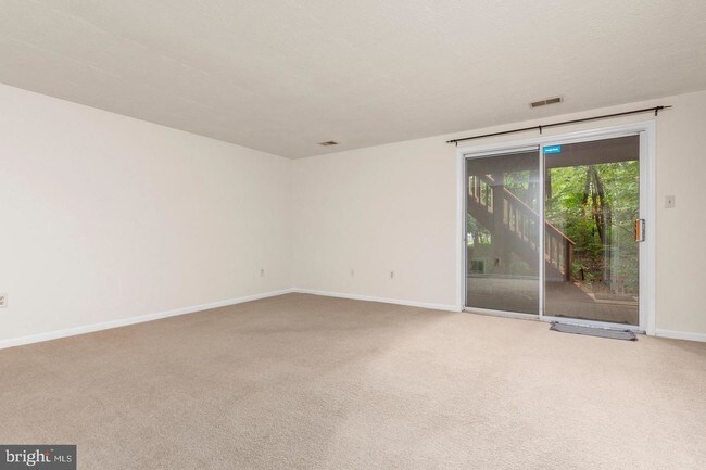 Building Photo - 2552 Log Mill Ct