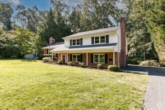 Building Photo - 9205 Hamilton Dr