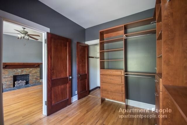 Foto principal - 1423 W Olive Ave