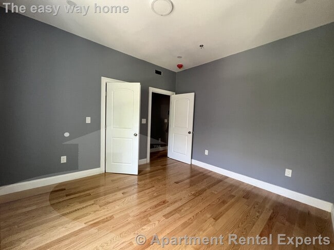 Foto del edificio - 339 Cambridge St